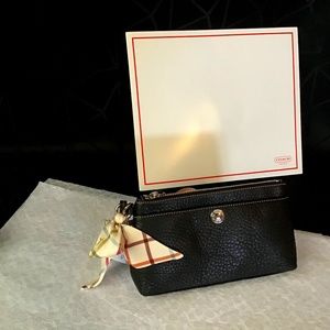 NWT Coach Leather Clutch Wristlet with scarf accent and silver coach button deta